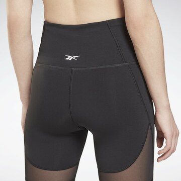 Reebok Skinny Sportbroek 'Les Mills' in Zwart