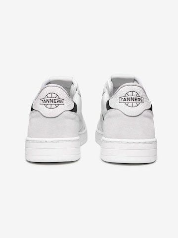 Tanners Sneakers 'Off-Court Clean' in White