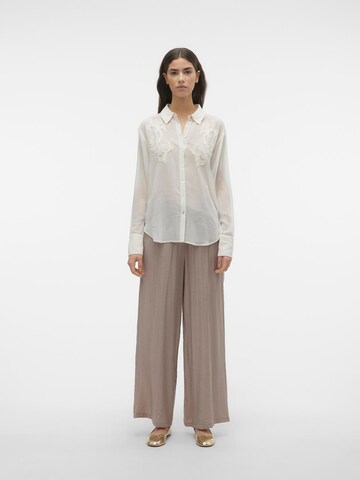 Chemisier VERO MODA en beige