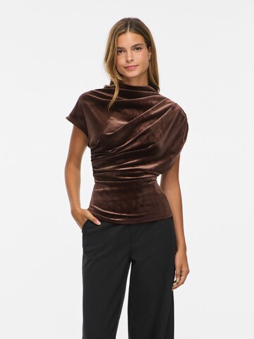 VILA Top 'IVAS' in Brown: front