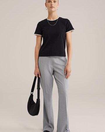T-shirt WE Fashion en noir