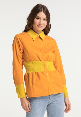 MYMO Blouse in Orange: front