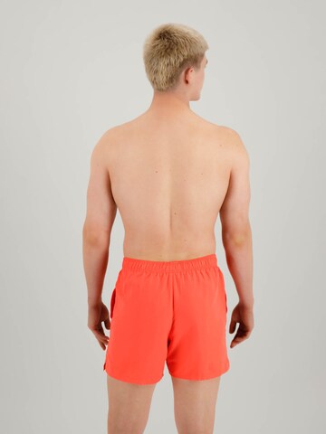 Regular Shorts de bain 'Lap 5' Nike Swim en rouge