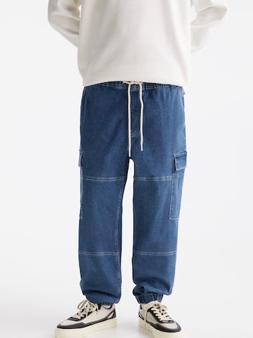 Pull&Bear Tapered Cargojeans i blå: forside