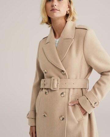 WE Fashion Tussenmantel in Beige