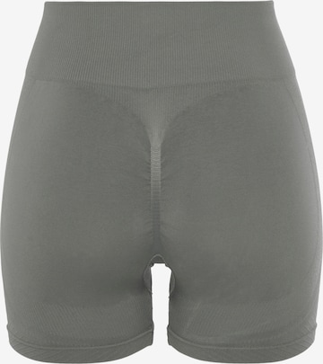 LASCANA Skinny Shorts in Grau