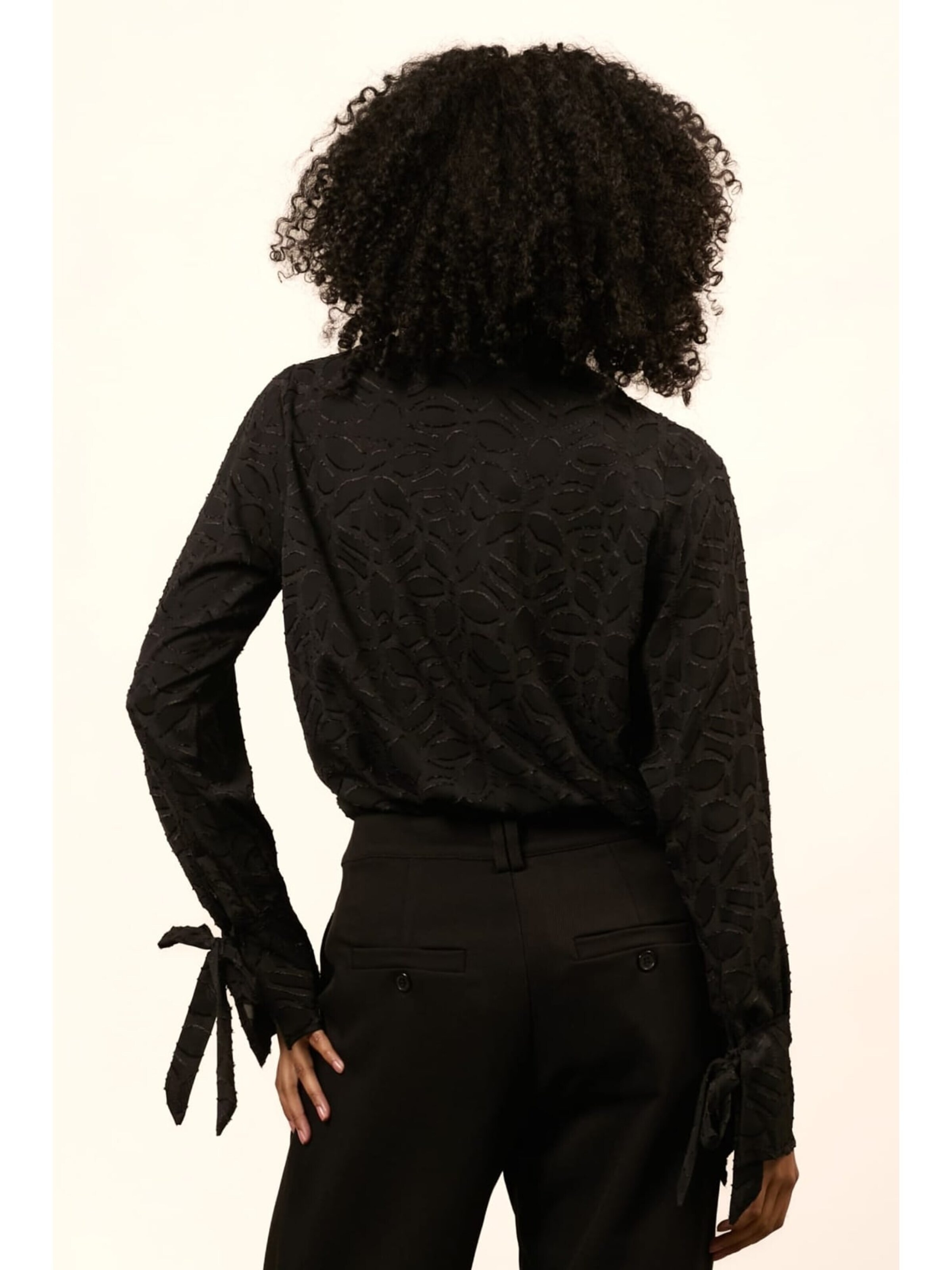 LOFTY MANNER Blouse 'QK08.1 - Blouse Mette' in Zwart