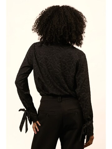 LOFTY MANNER Blouse 'QK08.1 - Blouse Mette' in Black