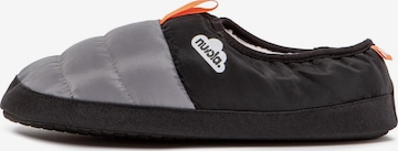Ciabatta 'Classic Shades' di Nuvola. in nero: frontale