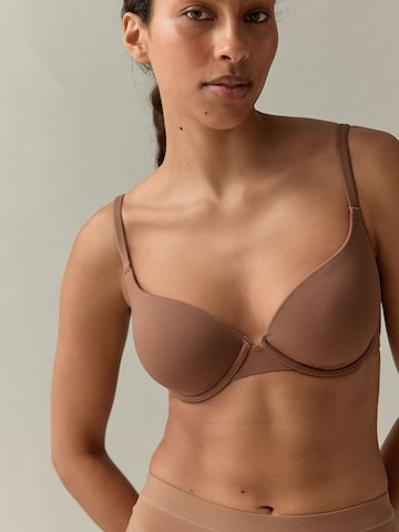 self. T-Shirt BH in Braun