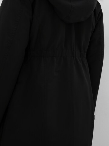 Cappotto invernale di bonprix in nero