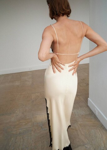 MANGO Kleid in Beige