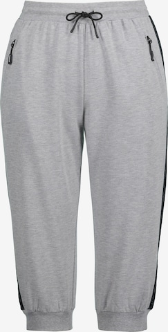 Ulla Popken Tapered Pants in Grey: front