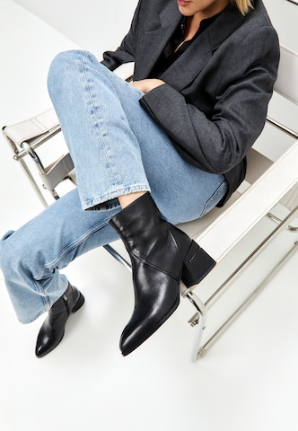 Bottines CESARE GASPARI en noir