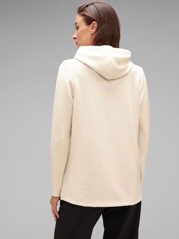 STREET ONE Sweatshirt in Beige