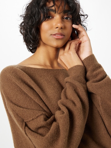 AMERICAN VINTAGE Sweater 'DAMSVILLE' in Brown