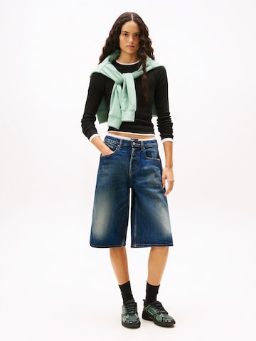 T-shirt 'Essential' Tommy Jeans en noir