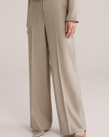 Wide leg Pantaloni con piega frontale di WE Fashion in grigio: frontale