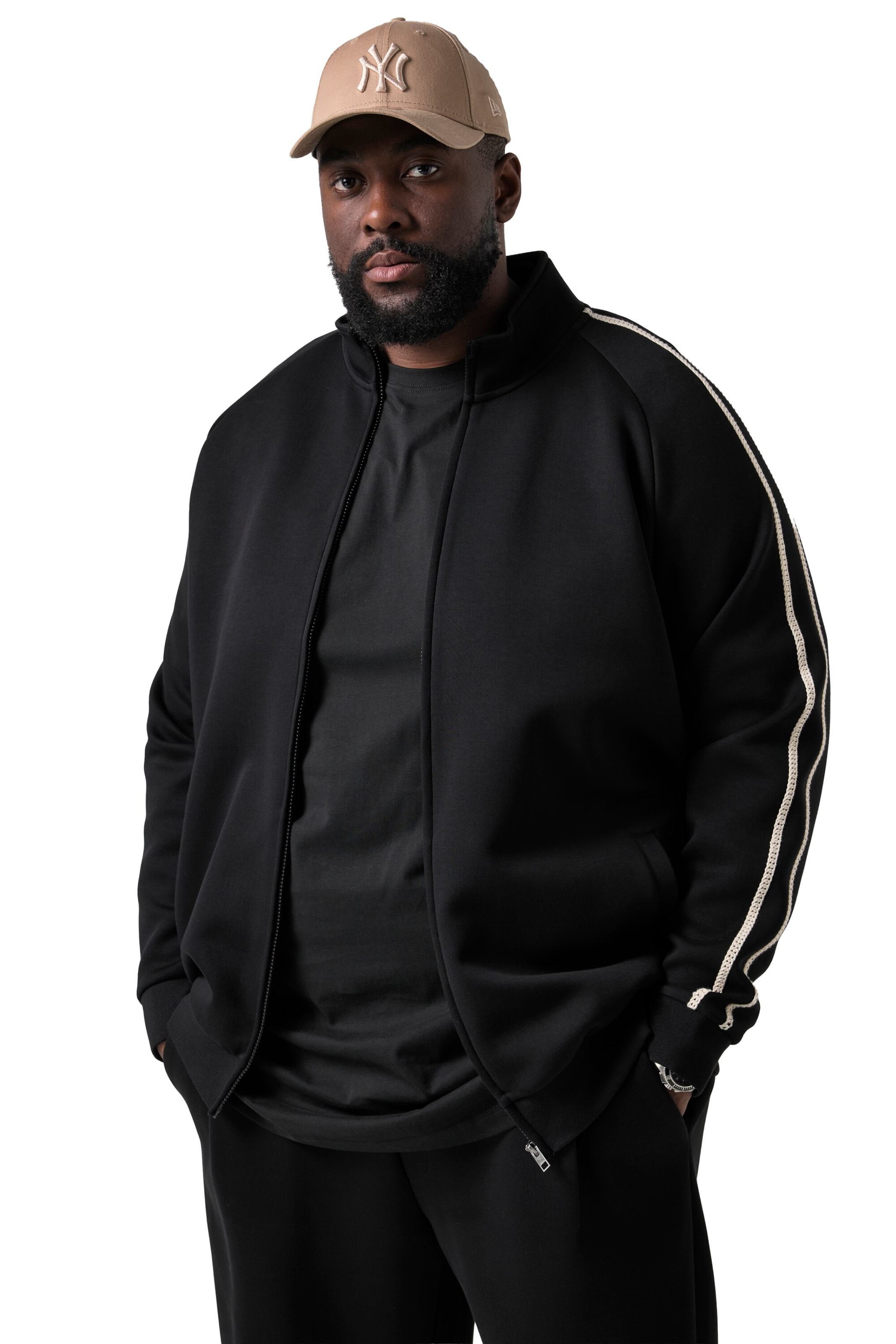 STHUGE Sweatjacke in Schwarz: Vorderseite