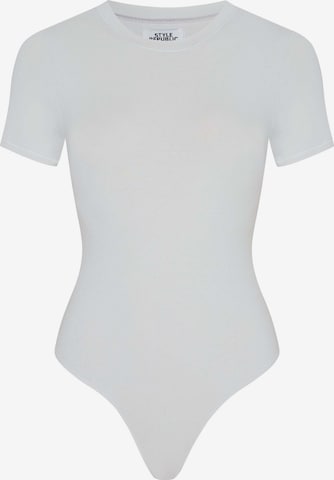 Style Republic Shirt bodysuit in Grey: front