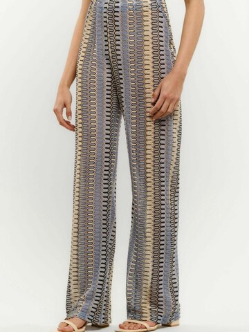 Liberte Essentiel Regular Housut ' CROC ' värissä valkoinen: etupuoli