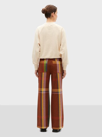 Loosefit Pantalon 'Coral' Thinking MU en marron