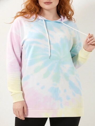 Shape Of You Sweatshirt in Mixed colours