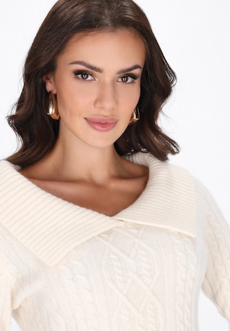 faina Sweater in White