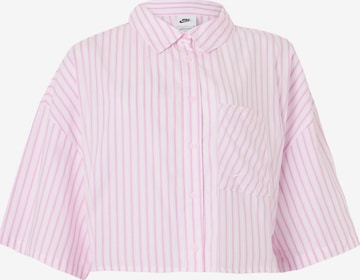 Chemisier Nike Sportswear en rose : devant