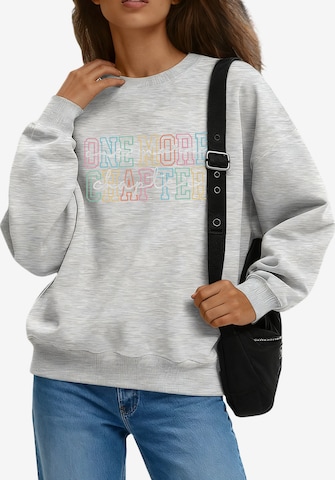 GORHEY Sweatshirt in Grey: front