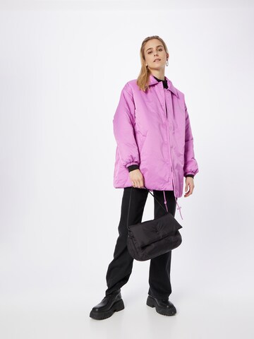 Calvin Klein Jeans Kurtka przejściowa w kolorze fioletowy