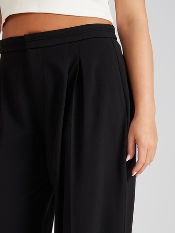 CITA MAASS co-created by ABOUT YOU Wide leg Pleat-front trousers 'Gemma' in Black