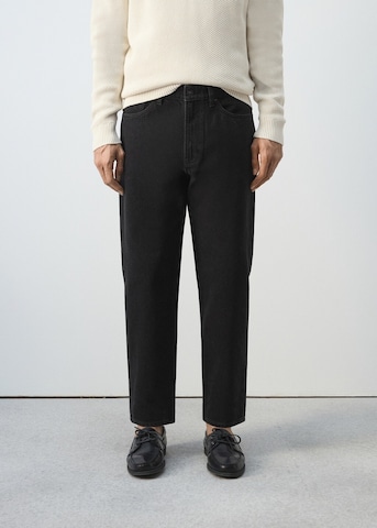MANGO MAN Tapered Jeans 'Sammy' in Black: front