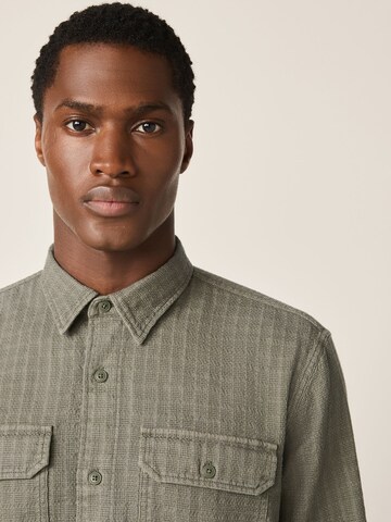 Next Средняя посадка Рубашка в Зеленый