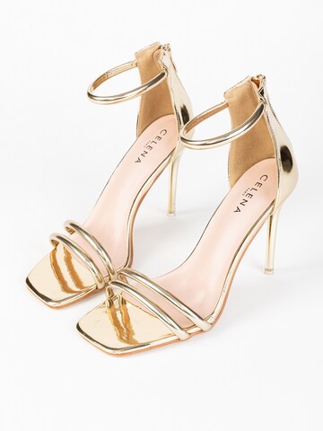 Celena Sandal 'Cassy' i guld