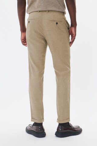 Regular Pantalon chino 'Liam' Matinique en beige