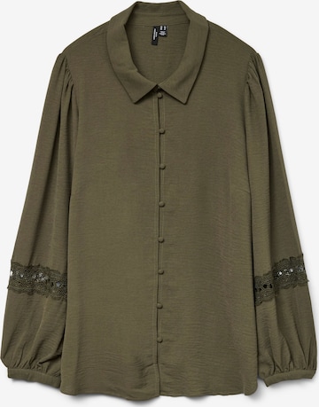 Camicia da donna 'VMCAlva' di Vero Moda Curve in verde: frontale