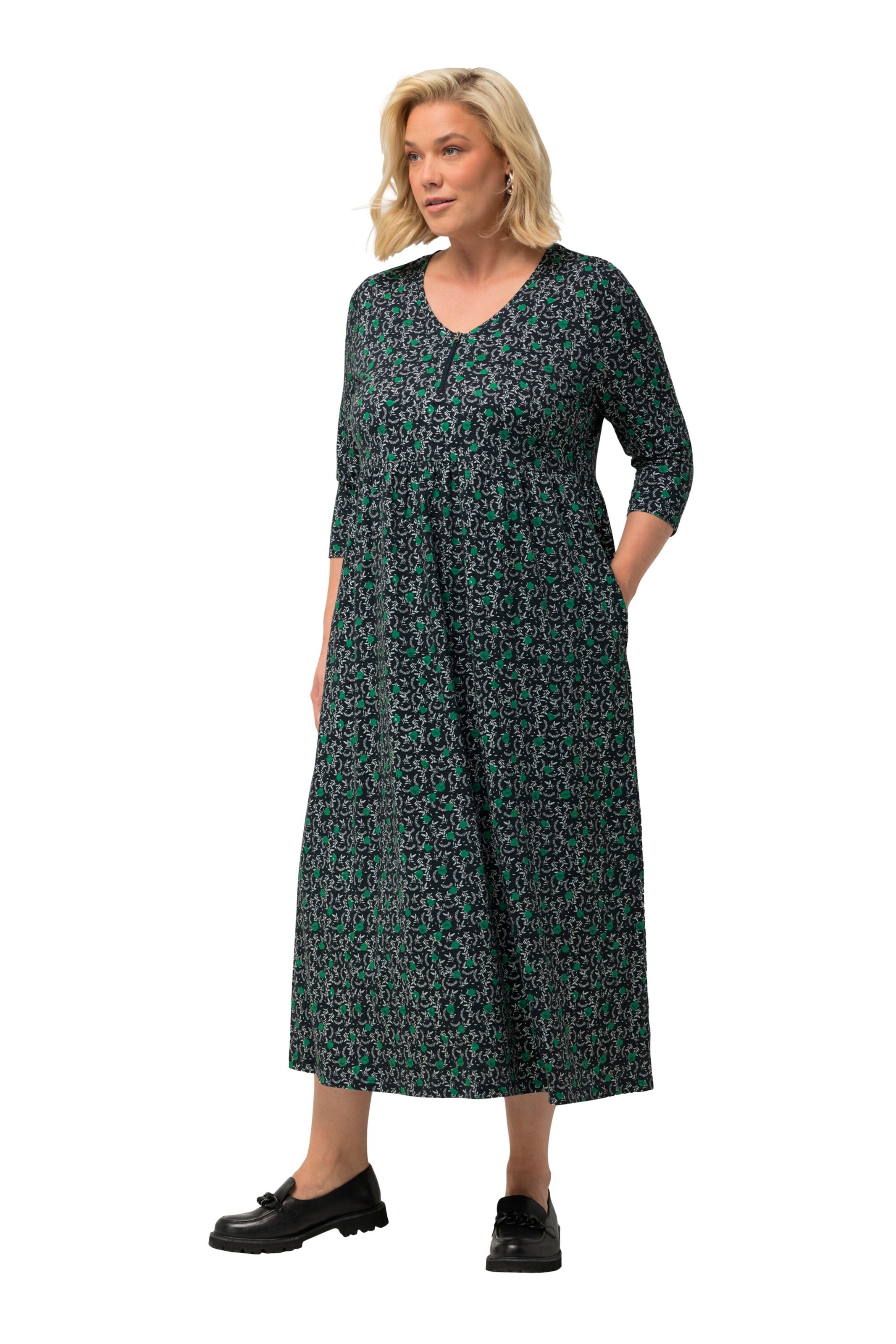 Ulla Popken Dress in Black: front