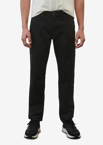 Marc O'Polo Tapered Jeans 'OSBY' in Zwart: voorkant