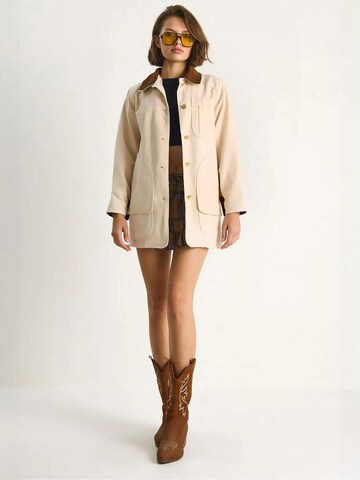 Giacca di mezza stagione di Bianco Lucci in beige