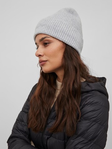 VILA Beanie 'DELLA' in Grey: front