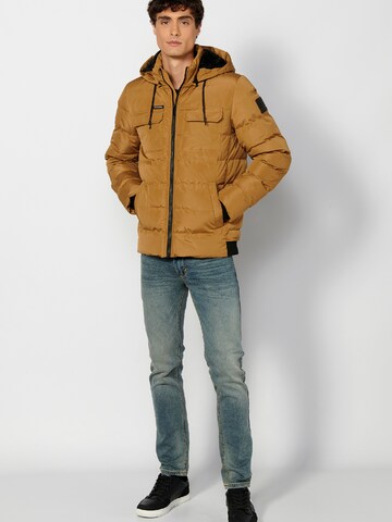 KOROSHI Between-Season Jacket in Brown