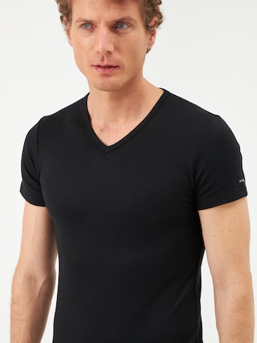 Dagi Spodné tričko - Čierna