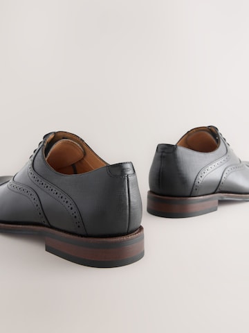 Chaussure à lacets Next en noir