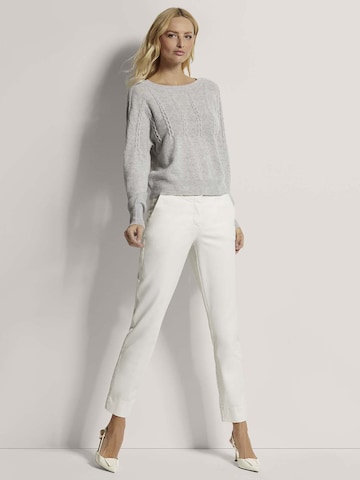 MADELEINE Pullover in Grau