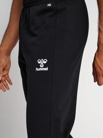 Hummel Regular Workout Pants 'Core XK' in Black