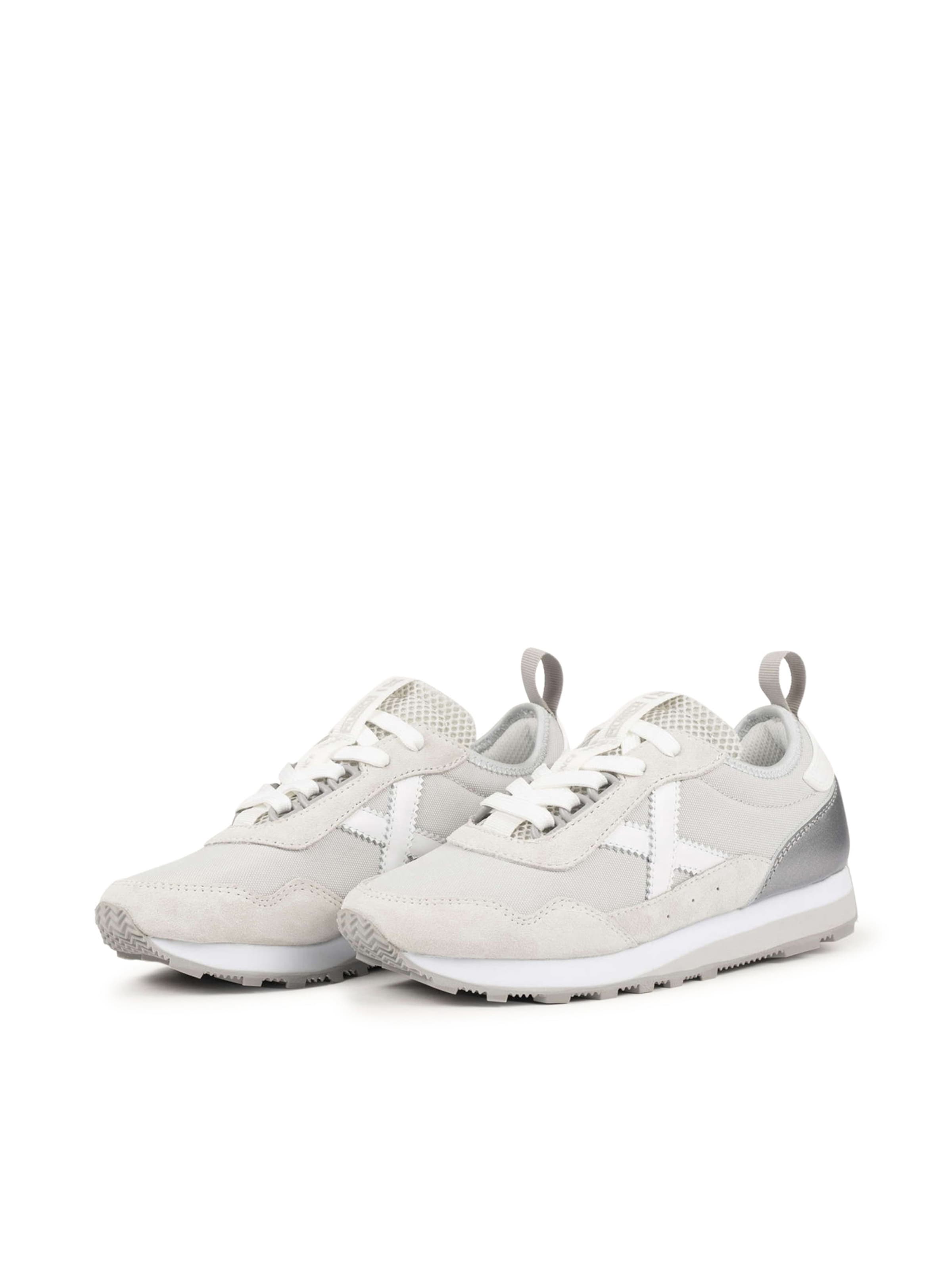 Baskets basses MUNICH en gris