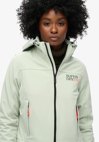 Veste fonctionnelle Superdry en vert