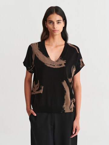 Pullover di TATUUM in nero: frontale