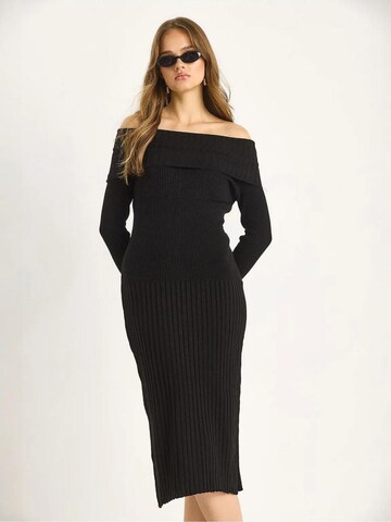 Bianco Lucci - Vestido 'Midi' em preto: frente